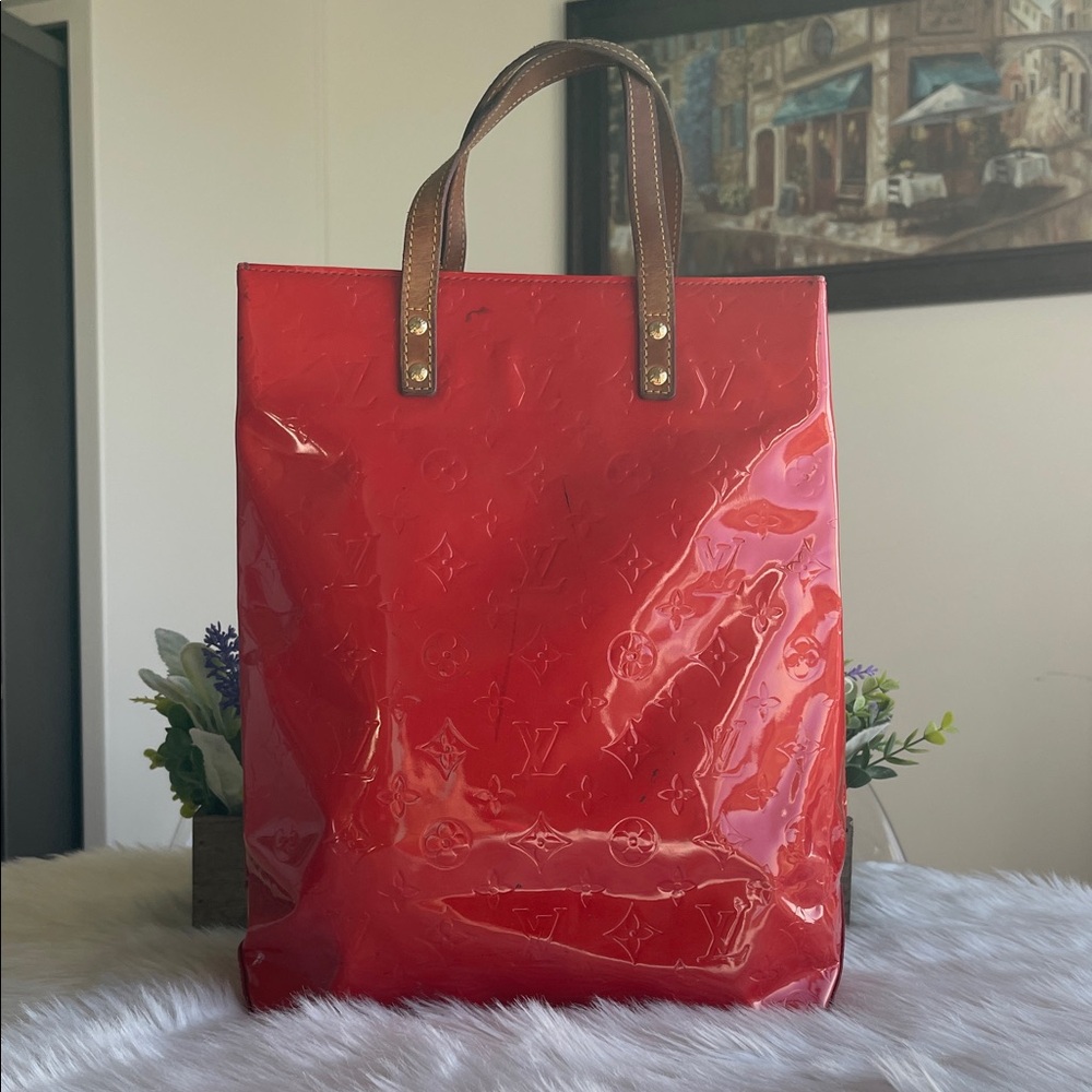 LOUIS VUITTON Monogram Vernis Reade MM Hand Bag Red Rouge